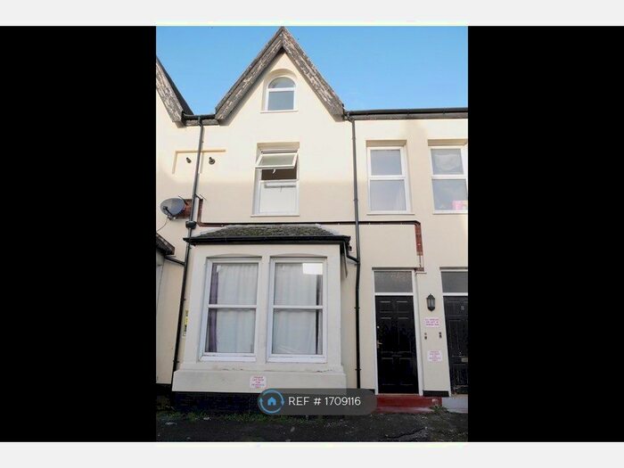 3 Bedroom Flat To Rent In St Albans Rd, St Annes, FY8