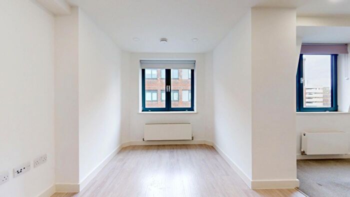 Studio To Rent In St. Peters Street, Bedford, MK40