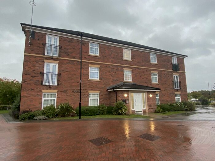 2 Bedroom Ground Flat To Rent In Rosso Close, Belle Vue, DN4