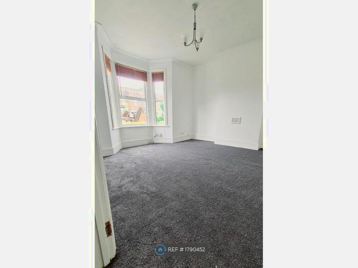 3 Bedroom Terraced House To Rent In Gurney Road, London, E15