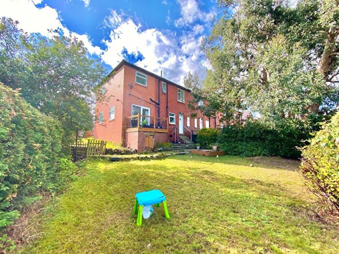 4 Bedroom End Of Terrace House For Sale In Moorcroft Avenue, Golcar, Huddersfield, HD7