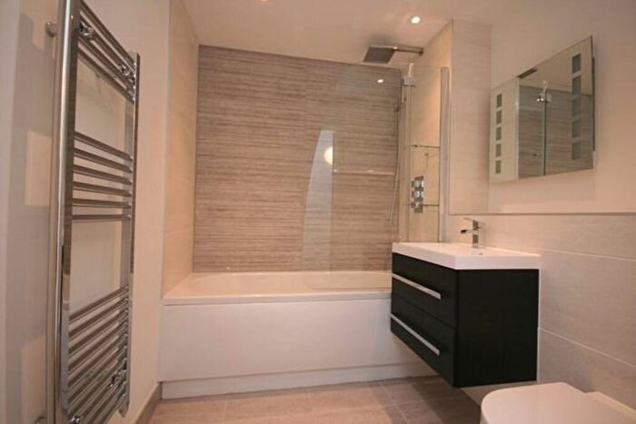 1 Bedroom Flat To Rent In The Old Courthouse, GU29