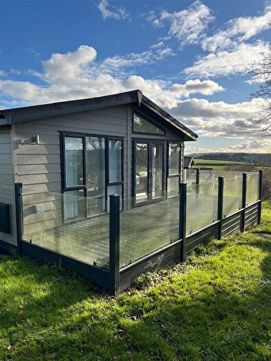 2 Bedroom Detached House For Sale In The Meadows, Avonwick, TQ10