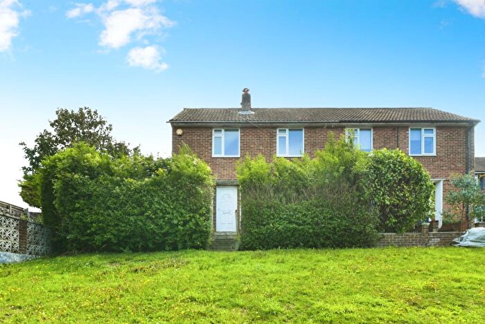3 Bedroom Semi-Detached House For Sale In Staplefield Drive, Brighton, BN2