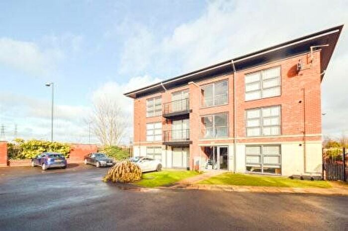 2 Bedroom Flat To Rent In Deane Road, Nottingham, Nottinghamshire, NG11