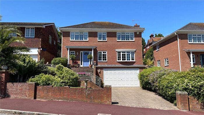 4 Bedroom Detached House For Sale In Rowsley Road, Meads, Eastbourne, BN20