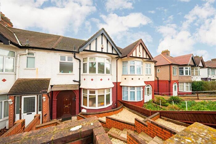 3 Bedroom Terraced House To Rent In Dollis Hill Lane, Dollis Hill, NW2