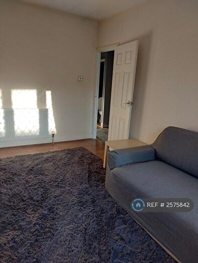 1 Bedroom Flat To Rent In Ashtree Avenue, London, CR4