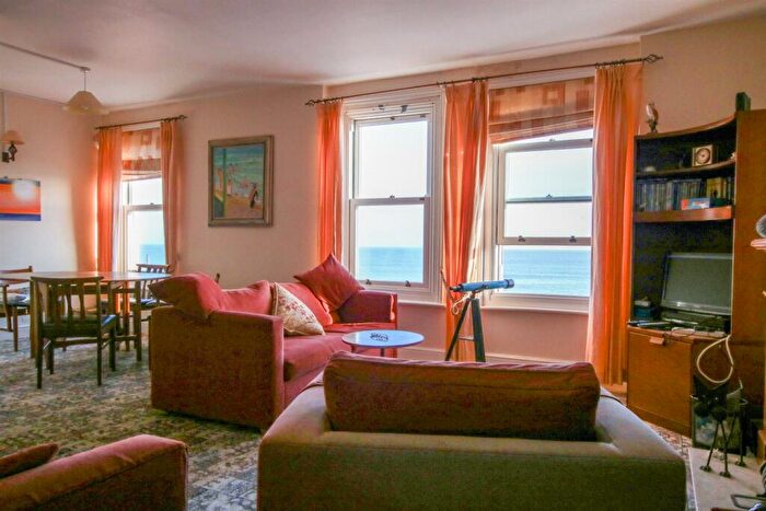 1 Bedroom Apartment For Sale In Crag Path, Aldeburgh, IP15