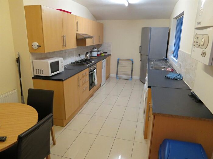 5 Bedroom Terraced House To Rent In Cawdor Road, Fallowfield, Manchester, M14