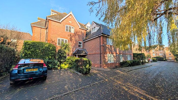 2 Bedroom Flat To Rent In Catherine Place, Harrow, HA1