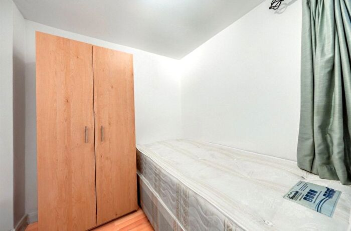 1 Bedroom Flat To Rent In Gloucester Place, Marylebone, London, NW1