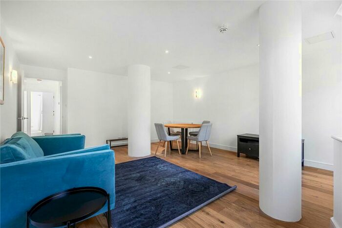 2 Bedroom Apartment To Rent In Arnhem Place, London, E14