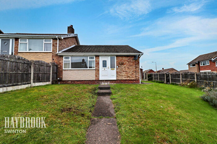 2 Bedroom Semi-Detached Bungalow For Sale In Lindrick Close, Doncaster, DN12