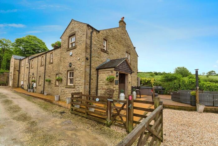 4 Bedroom Semi-Detached House For Sale In Owl Hall, Plantation Rd, Accrington, Lancashire, BB5