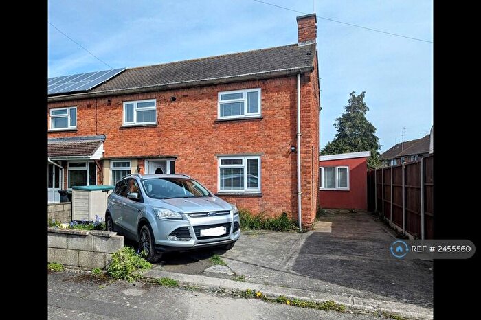 3 Bedroom End Of Terrace House To Rent In Wordsworth Road, Weston-Super-Mare, BS23