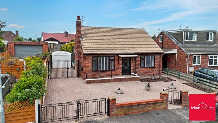 3 Bedroom Detached Bungalow For Sale In Ratcliffe Avenue, Irlam, M44