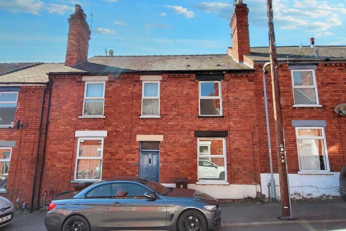 2 Bedroom Terraced House For Sale In Belmont Street, Lincoln, Lincolnshire, LN2