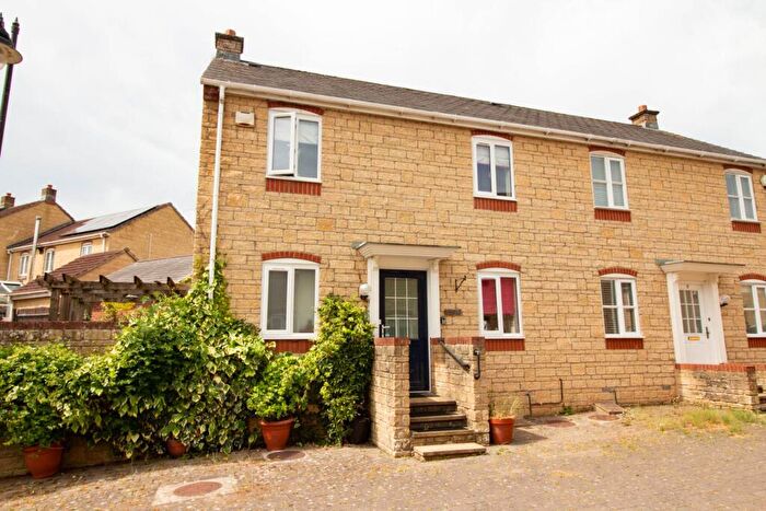3 Bedroom Semi-Detached House For Sale In Delta Court, Frome, BA11