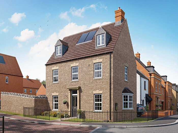 4 Bedroom Detached House For Sale In Epsom Avenue, Towcester, Northamptonshire, NN12