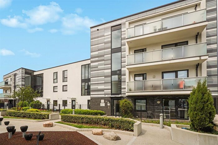 3 Bedroom Flat To Rent In Williams Way, Wembley, HA0