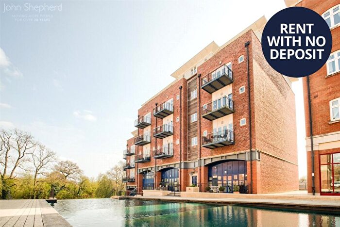 2 Bedroom Flat To Rent In Waterside, Shirley, Solihull, West Midlands, B90