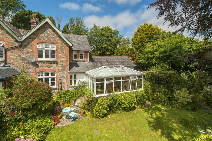 3 Bedroom Semi-Detached House For Sale In St. Clement, Truro, TR1