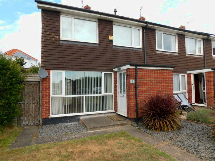 3 Bedroom Terraced House To Rent In Chartwell Court, Norwich, NR7