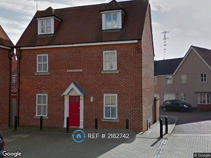 5 Bedroom Detached House To Rent In Mascot Square, Colchester, CO4