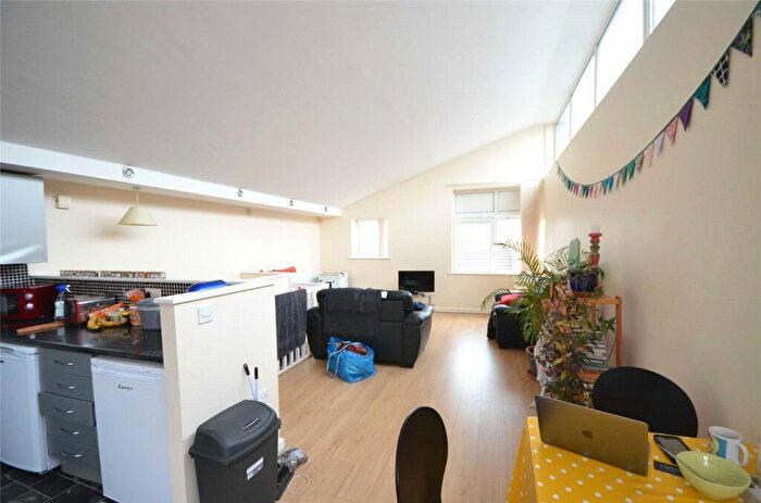 3 Bedroom Semi-Detached House To Rent In Peregrine Street, Hulme, Manchester, M15