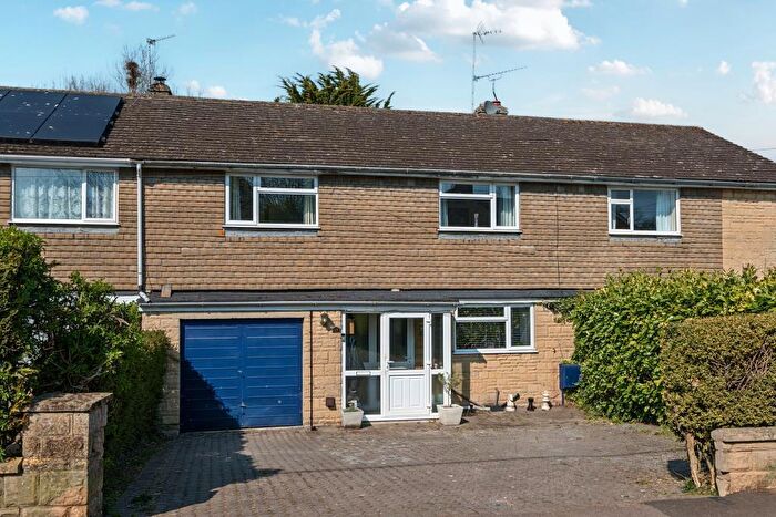 3 Bedroom Terraced House For Sale In Middle Barton, Oxfordshire, OX7