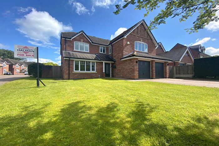 5 Bedroom Detached House For Sale In Redshank Drive, Tytherington, SK10