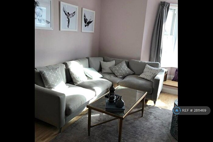 2 Bedroom Flat To Rent In Nags Head Hill, Bristol, BS5