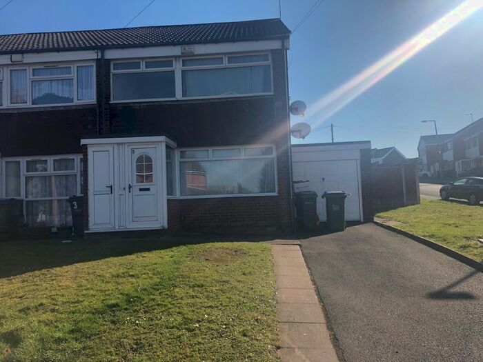 3 Bedroom End Of Terrace House To Rent In Tame Street, West Bromwich, B70