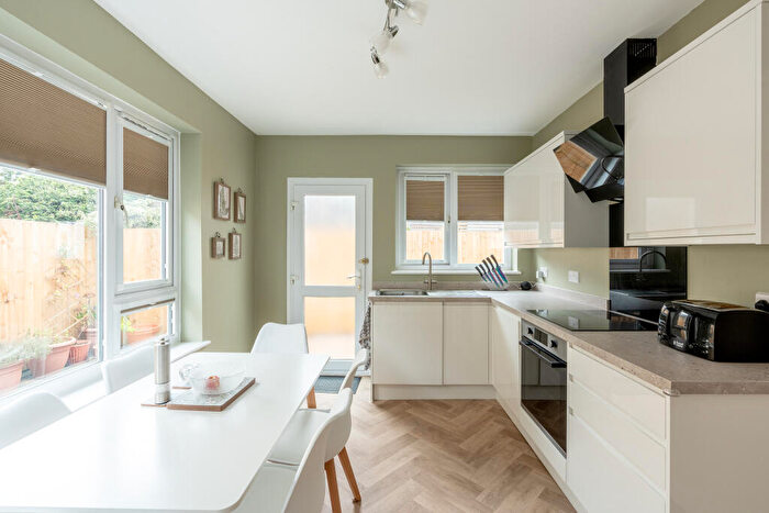 3 Bedroom Bungalow For Sale In Combe Avenue, Portishead, BS20
