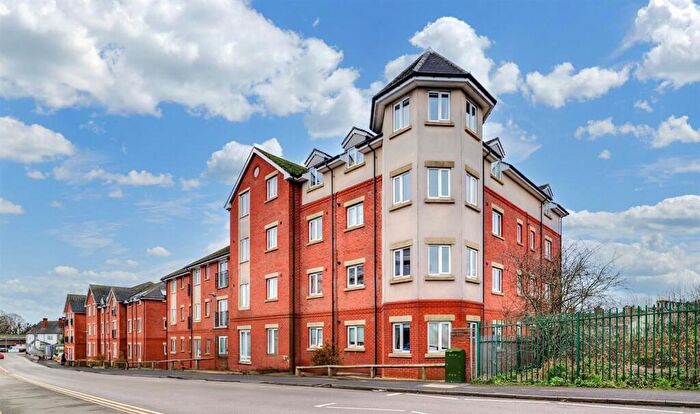 2 Bedroom Apartment For Sale In Trent Road, Nuneaton, CV11