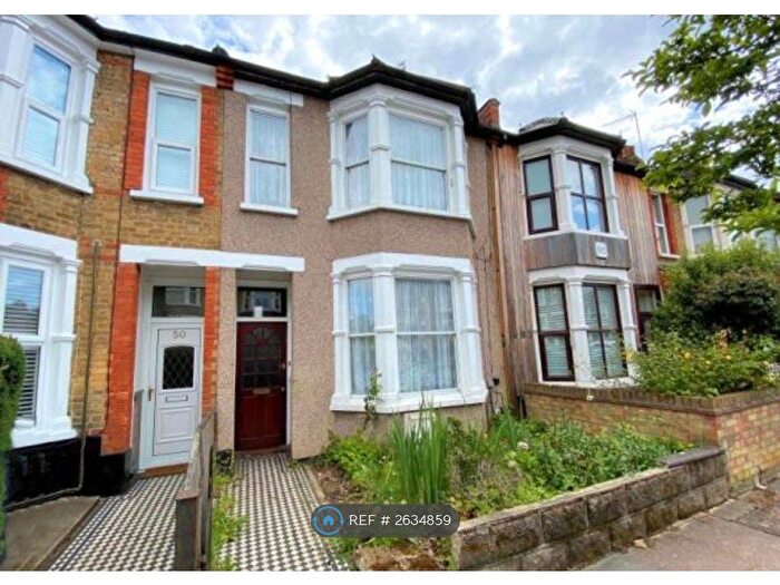 5 Bedroom Terraced House To Rent In Glebe Road, London, N3