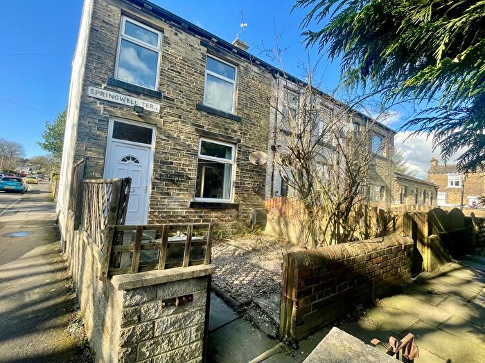 2 Bedroom End Of Terrace House To Rent In Springwell Terrace, Wibsey, Bradford, BD6