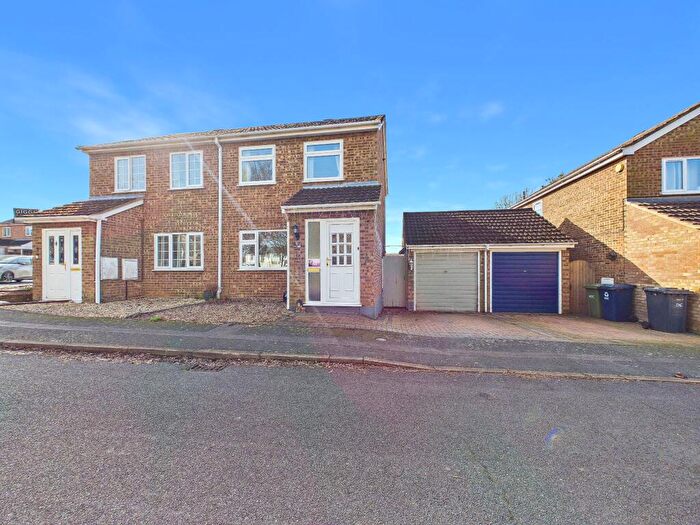 2 Bedroom Semi Detached House To Rent In Rectory Close, Great Paxton, St. Neots, PE19