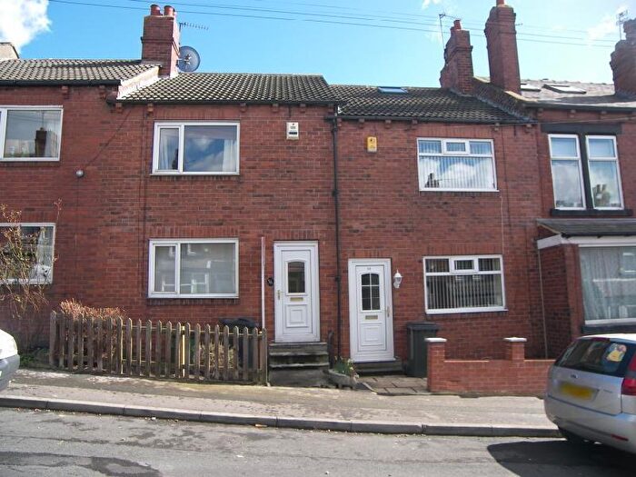 2 Bedroom Terraced House To Rent In Hawksworth Grove, Kirkstall, Leeds, LS5