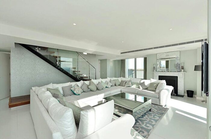 4 Bedroom Apartment For Sale In Pan Peninsula Square, E14