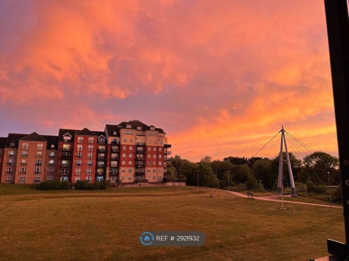 2 Bedroom Flat To Rent In Britannia House, Bedford, MK42