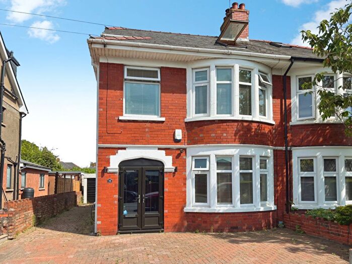 4 Bedroom Semi Detached House For Sale In Ton-Yr-Ywen Avenue, Heath, Cardiff, CF14