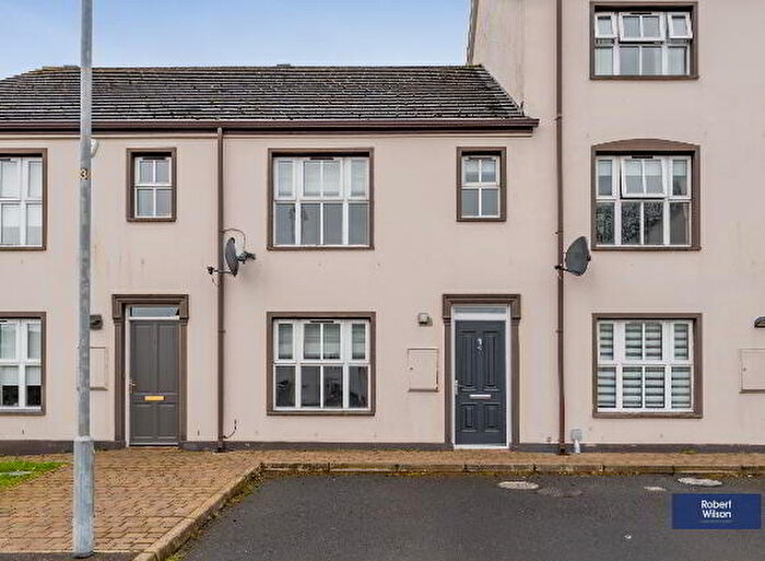 3 Bedroom Mid TownHouse For Sale In Village Court, Moira, BT67