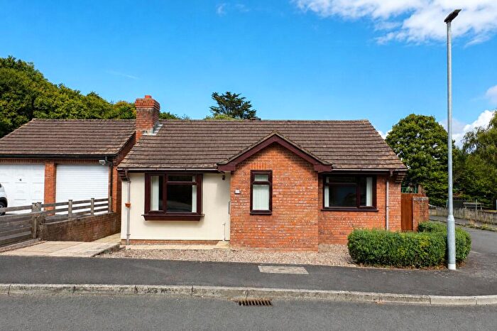 2 Bedroom Bungalow For Sale In Hanson Park, Northam, Bideford, EX39