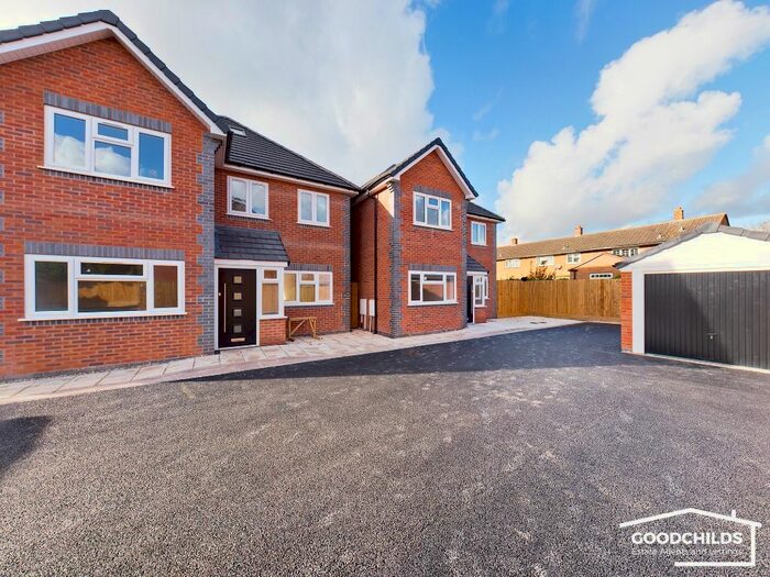 5 Bedroom Detached House To Rent In Wood Lane, Short Heath, Willenhall, WV12