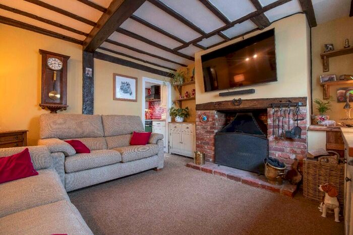 2 Bedroom Terraced House For Sale In Eyhorne Street, Hollingbourne, ME17