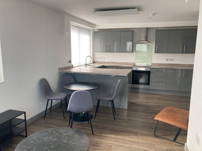 2 Bedroom Flat To Rent In Church Road, Liverpool, L22