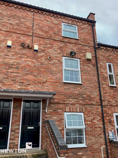 2 Bedroom Flat To Rent In Wellesley Court, Retford, DN22