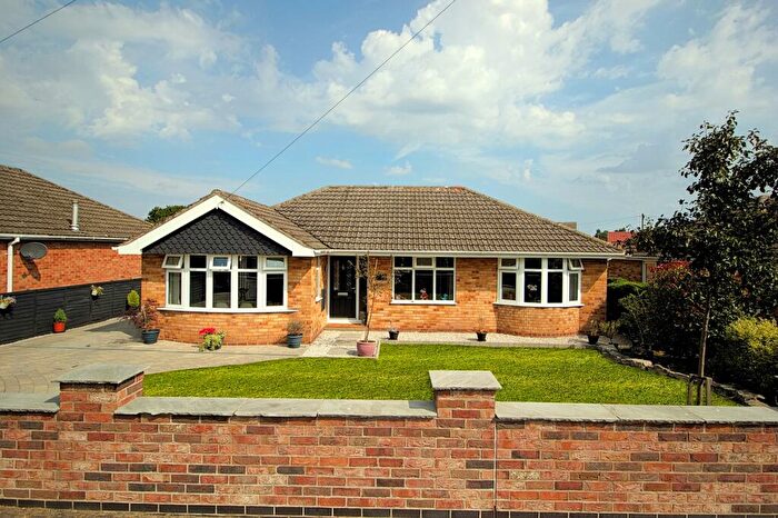 4 Bedroom Detached Bungalow For Sale In Ravendale Close, Holten-Le-Clay, Grimsby, DN36